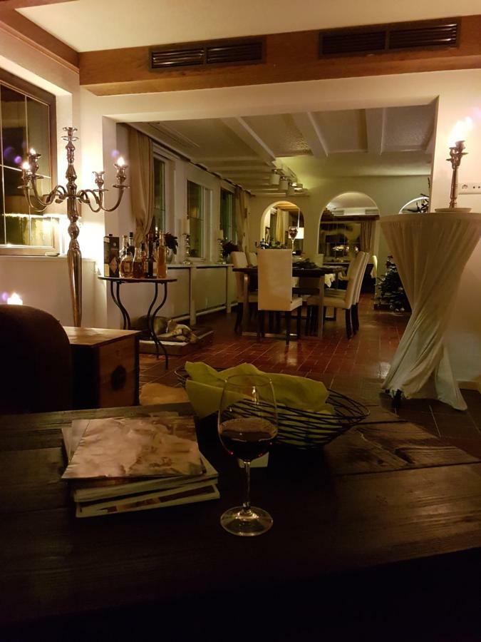 Hotel Restaurant Kniebishoehe Freudenstadt Eksteriør billede